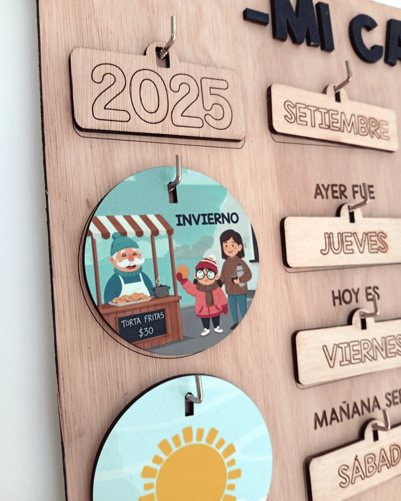 Calendario educativo de madera para niños con fichas de estaciones y emociones – fabricado en Uruguay