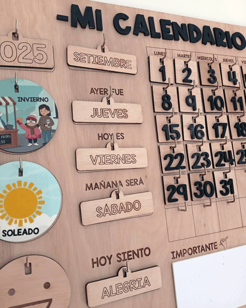 Calendario educativo de madera para niños con fichas de estaciones y emociones – fabricado en Uruguay